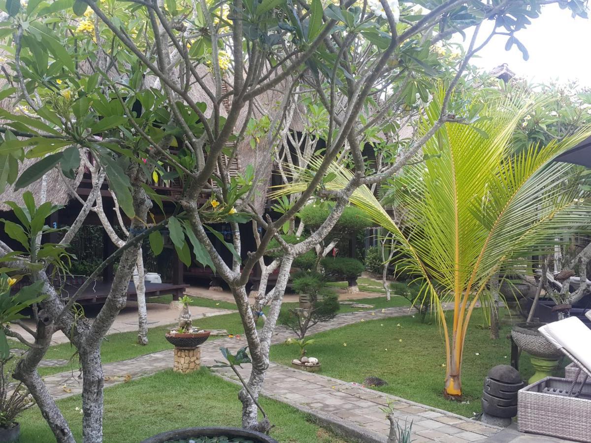 Nanuk'S Bungalows Nusa Lembongan  Exterior photo